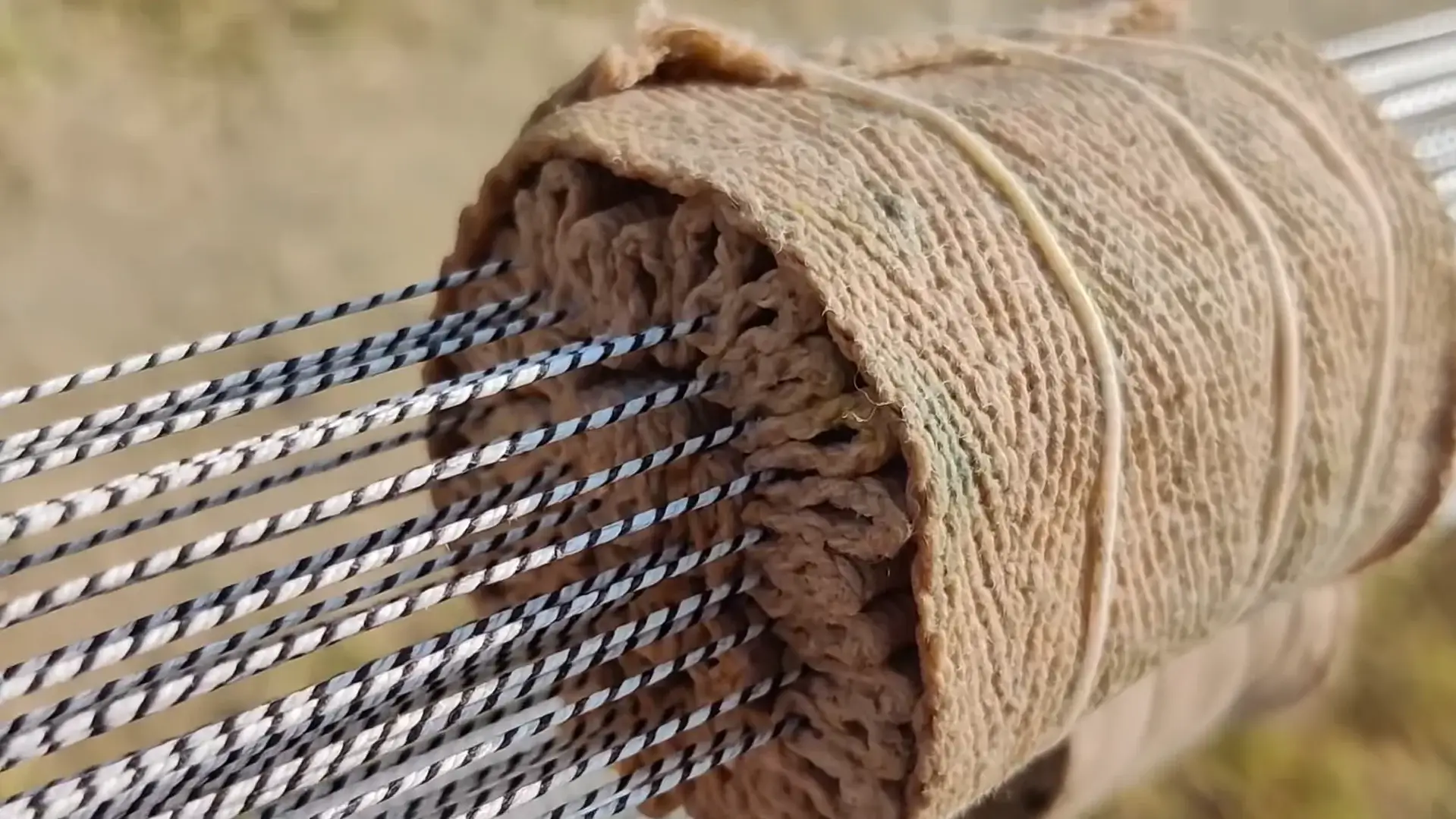 thread strands getting ready to make dor basantmela.com